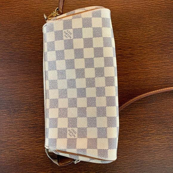 Louis Vuitton Eva - Picture 4 of 16